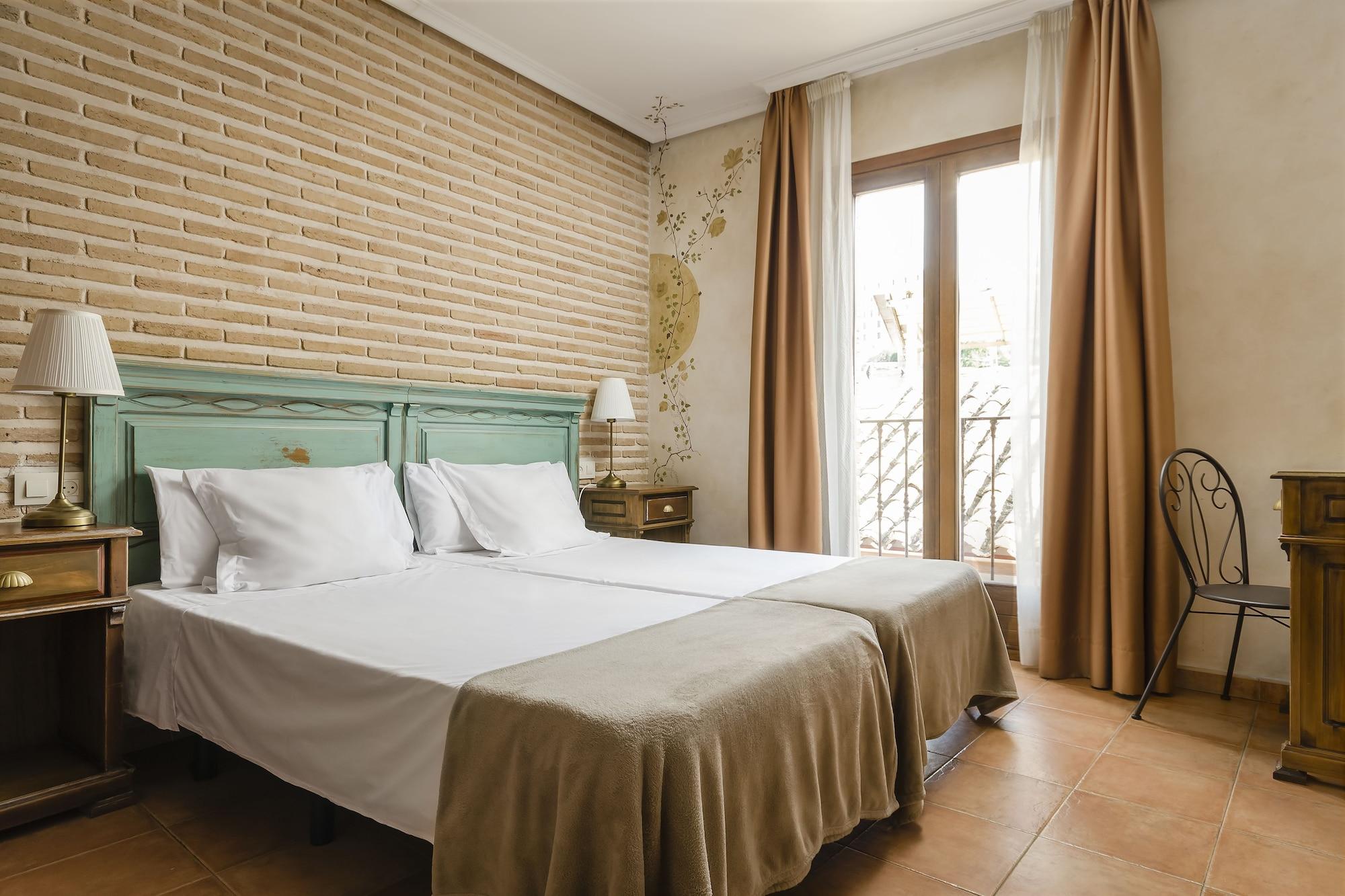 Yit Puerta Bisagra Hotell Toledo Exteriör bild
