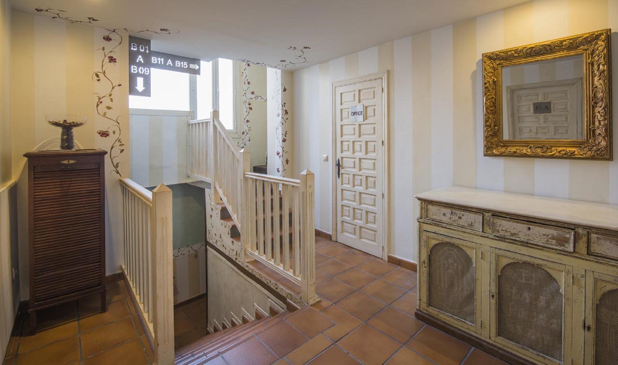 Yit Puerta Bisagra Hotell Toledo Exteriör bild
